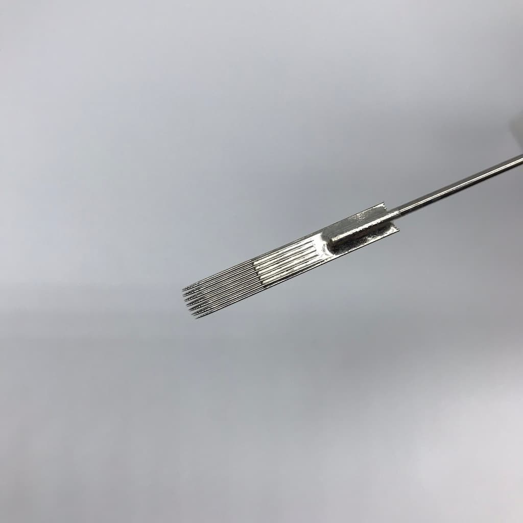 Premade Magnum Needles Curve Short Taper 0.35mm