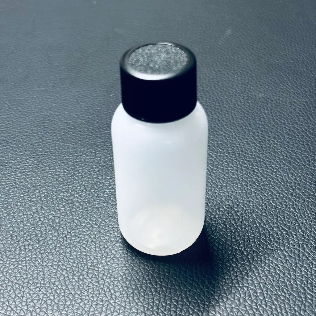 LDPE プラスチックボトルキャップ付き 1oz・2oz